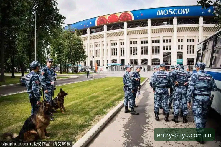世界杯安保缩水深度分析：英国仅派3警员赴美，东道主成本博弈背后